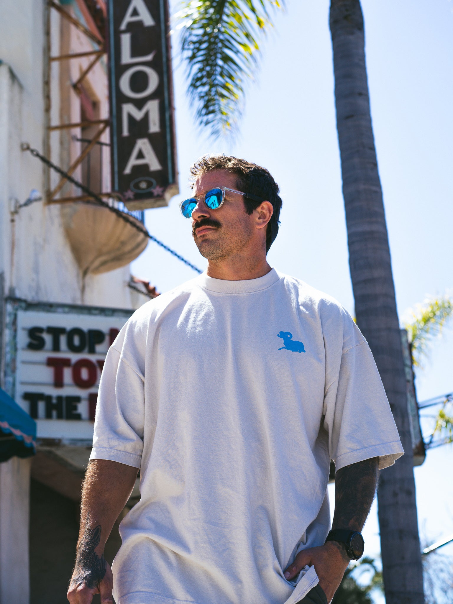 Bighorn Sheep Heavyweight Tee (Concrete/Powder Blue) – GRIPTIGHT